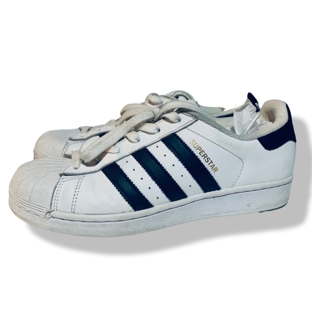 Adidas Classic Superstar Sneakers • Men's Size: 7.5 - Picture 1 of 6